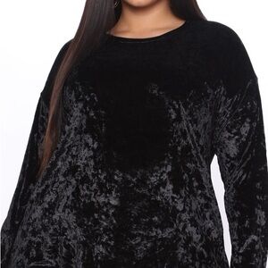 Chic Black Crushed Velvet Blouse